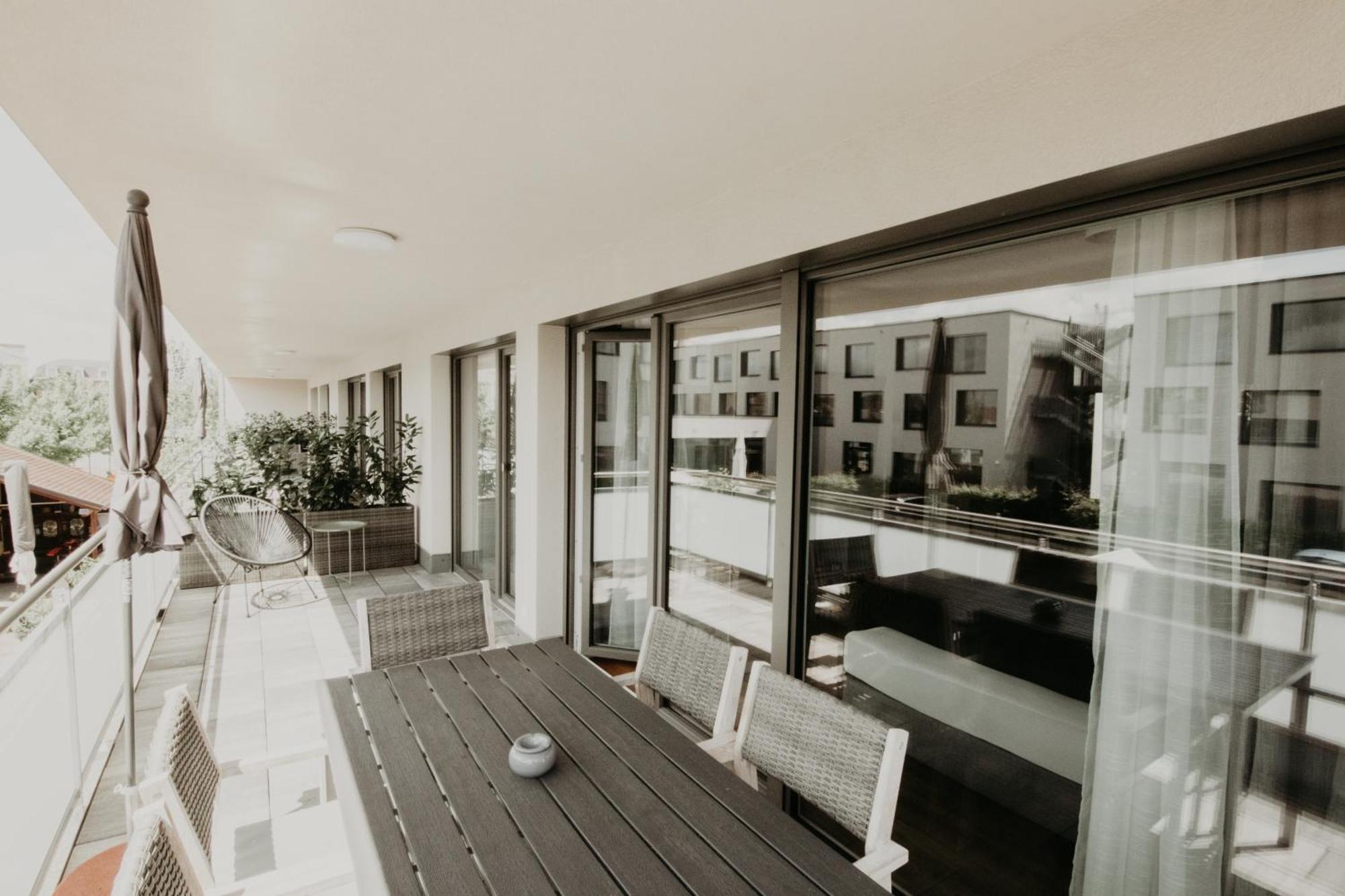 Jill Apartments Rust Luaran gambar